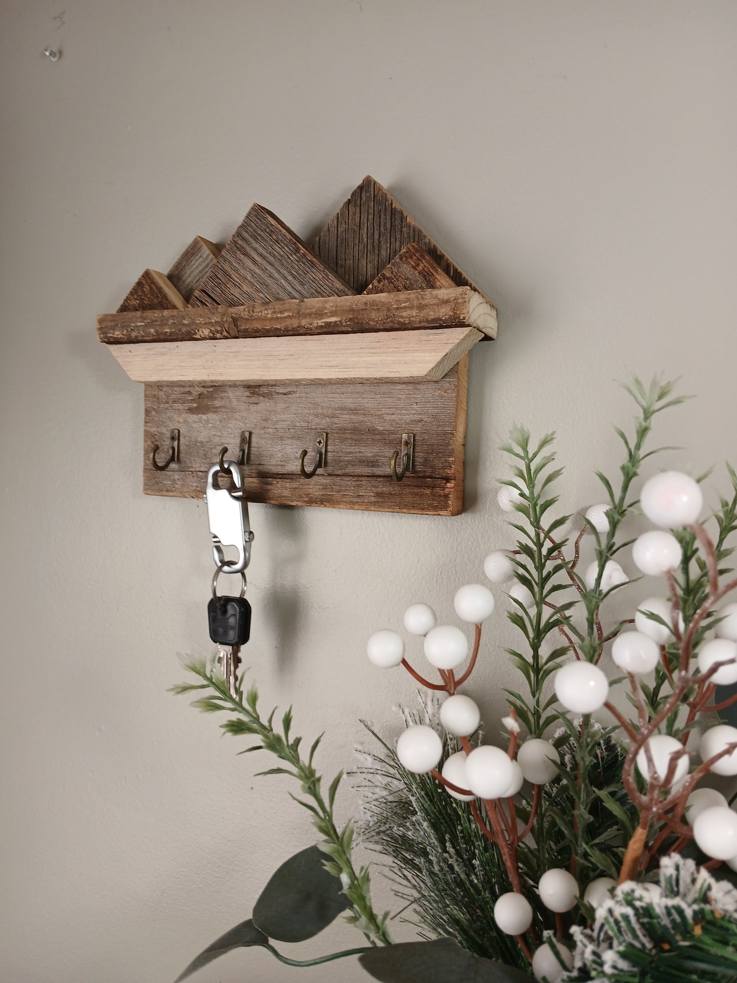Rustic Mountain Key Holder