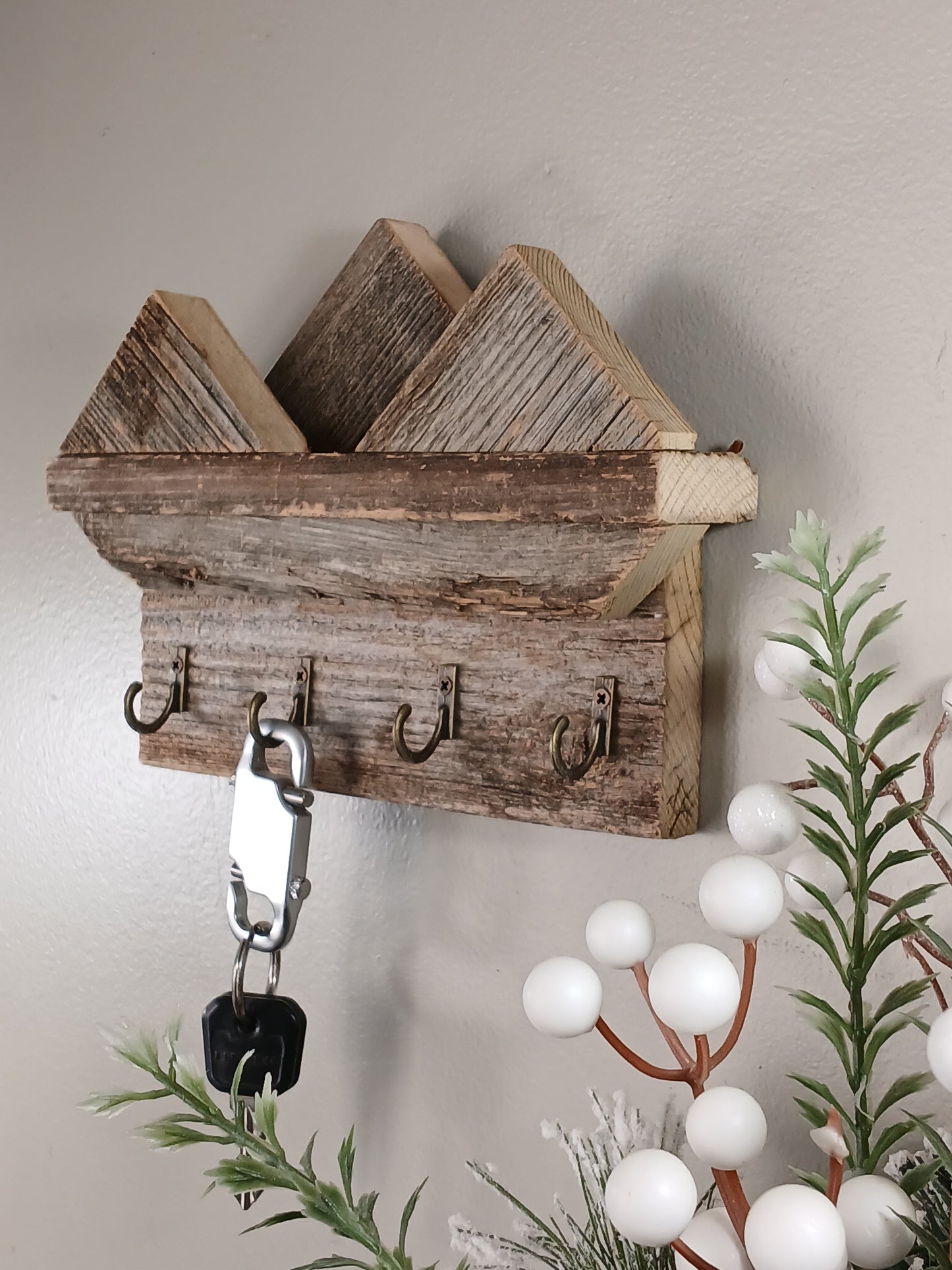 Rustic Mountain Key Holder
